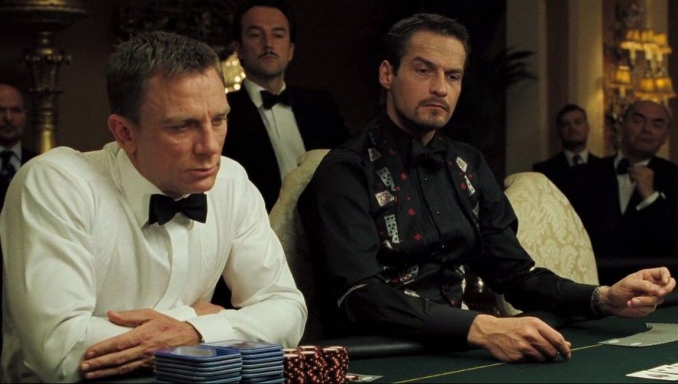 James-Bond-Casino-Royale-Dealer